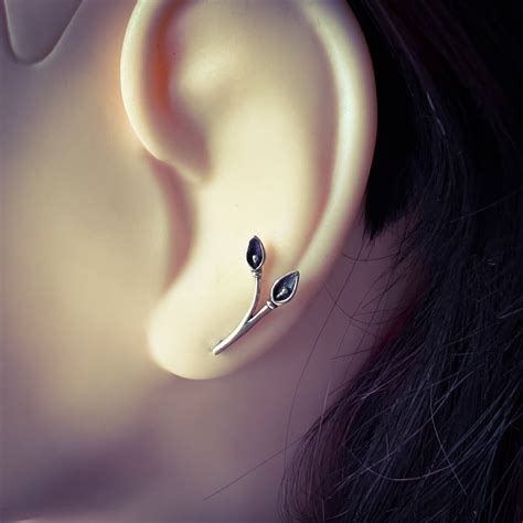 Geschwärzte Ear Climber 925 Sterling Silber mit Calla Lilien Blume