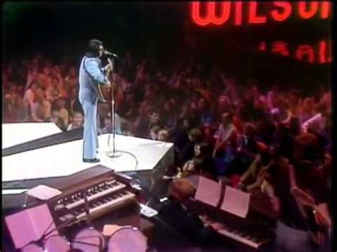 Orbison Roy TV MS Oh Pretty Woman Midnight Special 1972 Clip YouTube