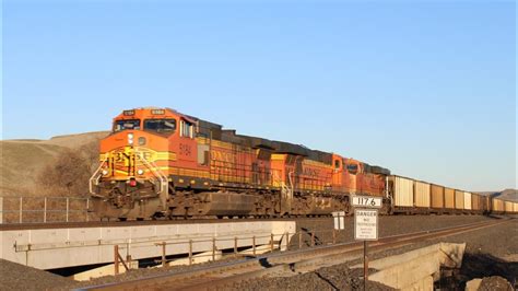 Bnsf 5184 Leads A Coal Train At 50 Mph Through Cactus Wa With A