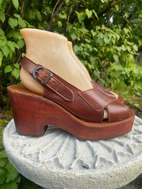 70s Wood Platforms Size 9 Vintage 1970s Italy Brown Leather And Wooden Wedges Shoes Disco Sandals