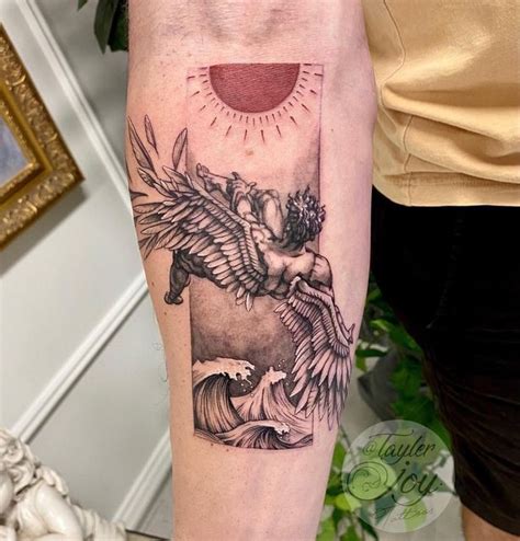 𝒯𝒶𝓉𝓉ℴℴ 𝒢ℴ𝓁𝒹 𝒞ℴ𝒶𝓈𝓉 On Instagram Icarus And The Sun For Tomhissey 🌞
