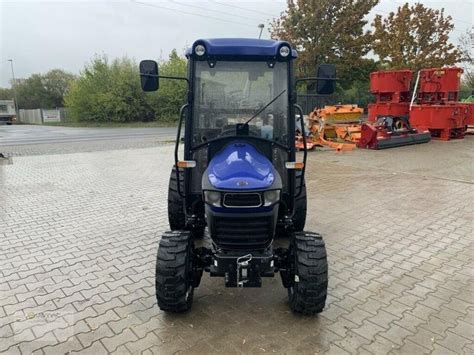 Myytävät uusien Pientraktori Farmtrac Farmtrac 26 HST Hydrostat Traktor