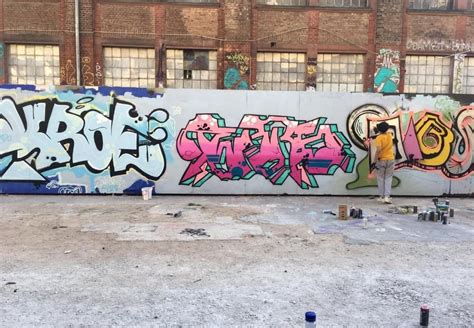 lil Action with the homies : Graffiti