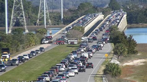 Accident In Between Hilton Head Bridges Blocked 278 Traffic Hilton