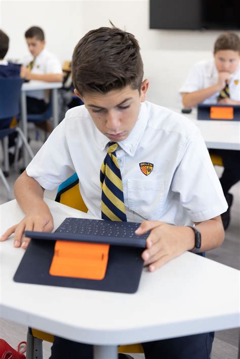 Belen Jesuit | Our Lady of Belen Chapel