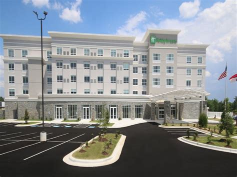 Holiday Inn & Suites Fayetteville W-Fort Liberty Area | VisitNC.com