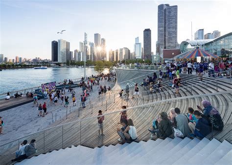 Chicagos Navy Pier Revitalised By James Corner And Narchitects Navy