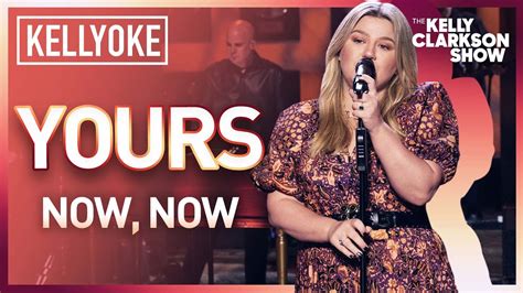 Kelly Clarkson Performs Two Kellyoke Covers Welcomes Babyface And