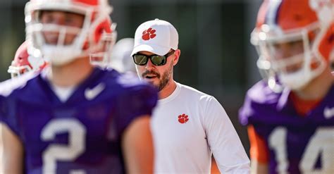 Cbs Sports Says Clemsons Offense Will Be One Of The Nations Most