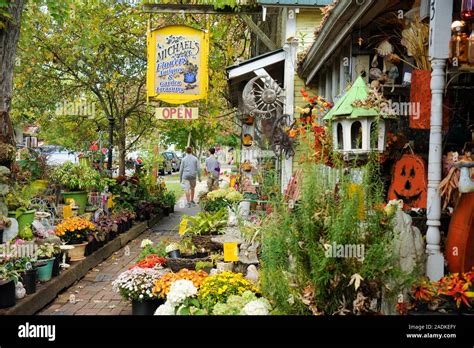 nashville indiana shops tourist attraction stock photo alamy