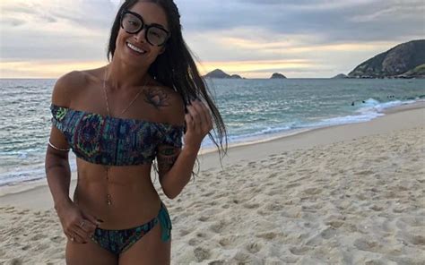 Uau Aline Riscado Curte Fim De Tarde Na Praia Quem Quem News