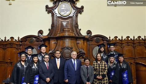 Preside Lilia Cedillo y Sergio Salomón graduación de la Maestría en