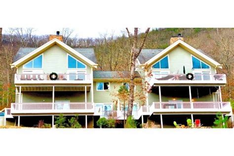 Mt Mitchell State Park Lodging from $124 | HomeToGo