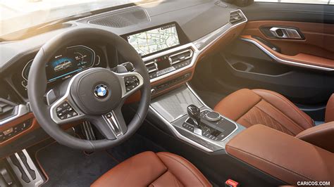 BMW 330e Plug-in Hybrid | 2020MY | Interior