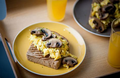 Shaun Rankins Mushrooms On Toast With Scrambled Eggs Tesco Real Food