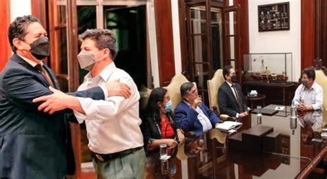 Pedro Castillo se reunió en Palacio con Vladimir Cerrón y congresistas