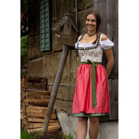 Trachten Dirndl Preiswert Online Kaufen Riemtex Dirndl Trachten