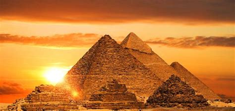 موضوع تعبير عن آثار مصر موضوع