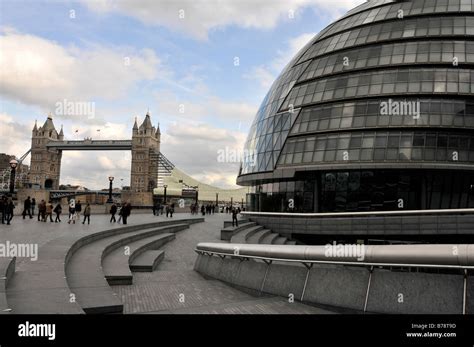 London City Hall Tower Bridge Hi Res Stock Photography And Images Alamy