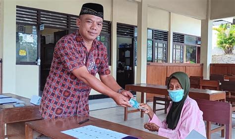 Penyaluran Bantuan Langsung Tunai Dana Desa BLT DD Bulan April Dan