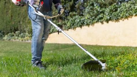 Une D Brousailleuse Rappel E Dans Toute La France Pour Risque De Blessures