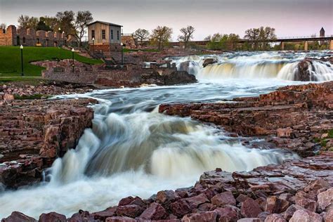 The Ultimate South Dakota Road Trip Itinerary Where To Stop What To