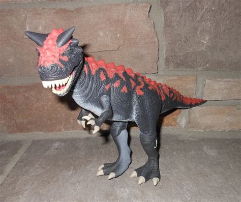 Carnotaurus Demon Jurassic Park Series 2 By Kenner Dinosaur Toy Blog