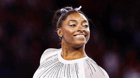 Simone Biles Shows Off Belly Button Piercing In New Bikini Selfies ...