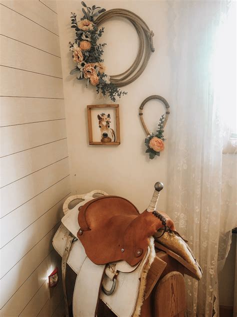 Cowgirl Inspired Diy Bedroom Cowgirl Bedroom Cowgirl Room Horse