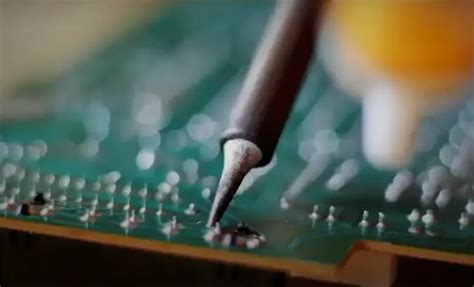 What Is a Cold Solder Joint? - ElectronicsHacks