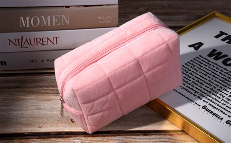 Amazon SOIDRAM Makeup Bag Checkered Cosmetic Bag Plush Pink