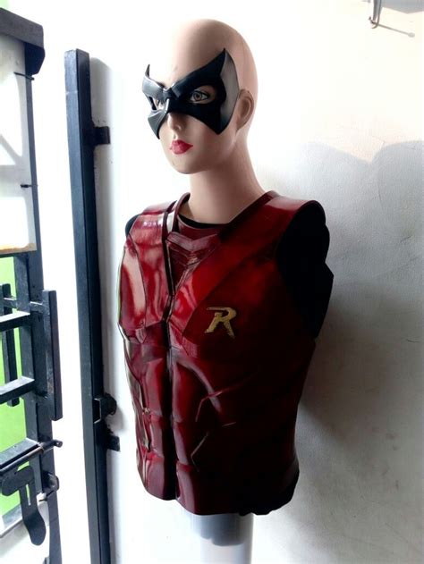 Robin Arkham City Cosplay Props