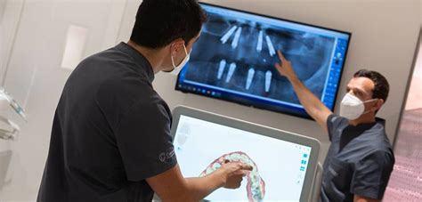 Implantes Vs Puentes Dentales Qu Me Conviene Cl Nica Dental