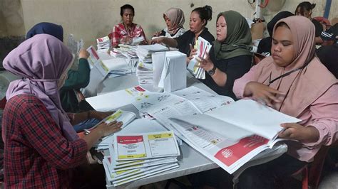 Segini Besaran Upah Melipat Kertas Suara Capres Dan Caleg Kailipost