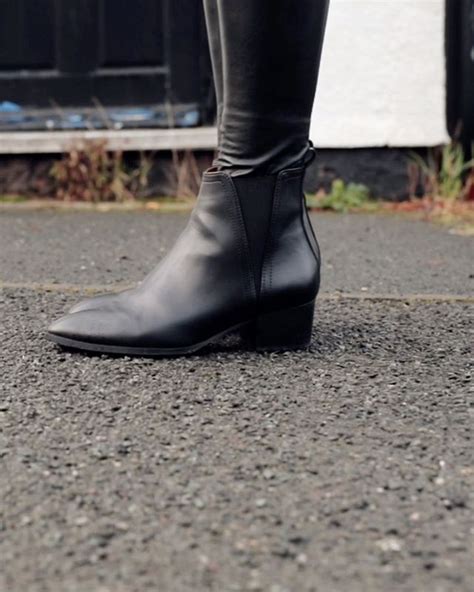 DIY PLATINUM BLONDE HAIR A Conscious Lifestyle Blog