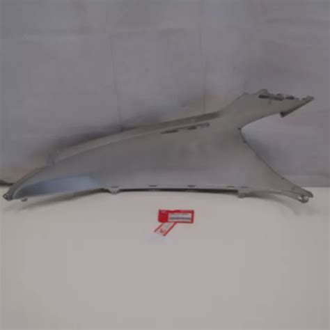 Car Nage Queue Droite Fairing Right Honda Foresight Couleur