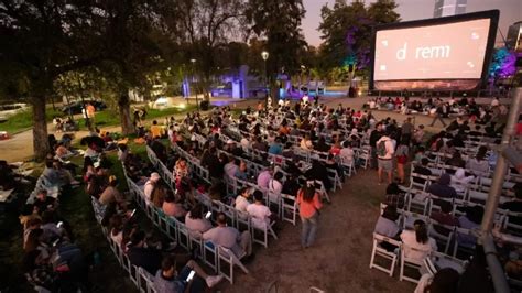 Cine Gratis Y Al Aire Libre En Providencia ¿cuáles Serán Las Premiadas Películas Que Se Podrán