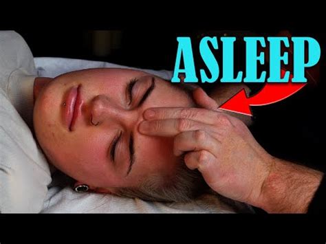 Acupressure Head Massage To Ease Headaches Help You Fall