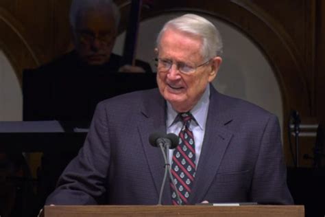 Charles Swindoll Sermons: A World of Wisdom Online