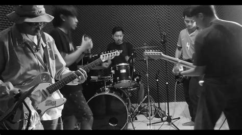 Pee Wee Gaskins Di Balik Hari Esok Live Studio Cover YouTube