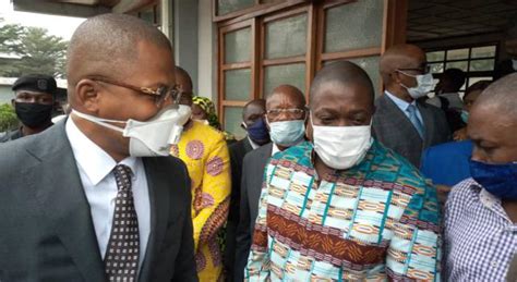 Hydrocarbures Didier Budimbu Visite Le Secrétariat Général De Son