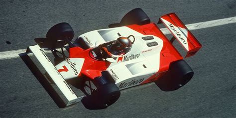 Mclaren Mp4 1 The First F1 Car To Use A Carbon Fibre Monocoque