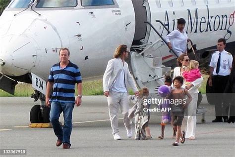 Brad Pitt Plane Photos And Premium High Res Pictures Getty Images