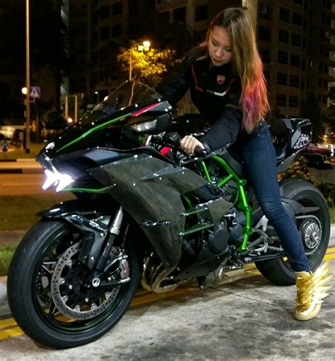 Vaune Phan: Supercharged Kawasaki H2 - Built Beyond Belief