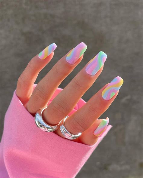 La Manicura Ideal Para El Verano 2021