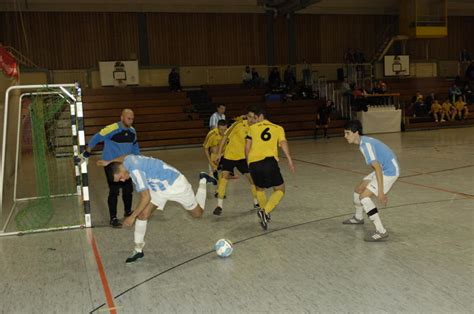 Der Fußballkreis setzt auf Futsal Fußball Hallenfußball Rheinland