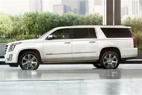 Used 2016 Cadillac Escalade Esv Consumer Reviews 23 Car Reviews Edmunds