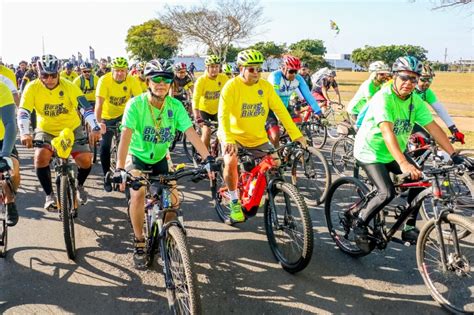 Ibaneis Participa De Passeio Cicl Stico No Eixo Monumental Jornal De