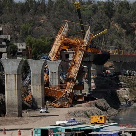 Se Desploma Una Lanzadora De Trabes De M S De Toneladas En Las