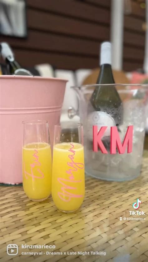 Pop The Bubbly She’s Getting A Hubby [video] Personalized Champagne Flutes Bridesmaid